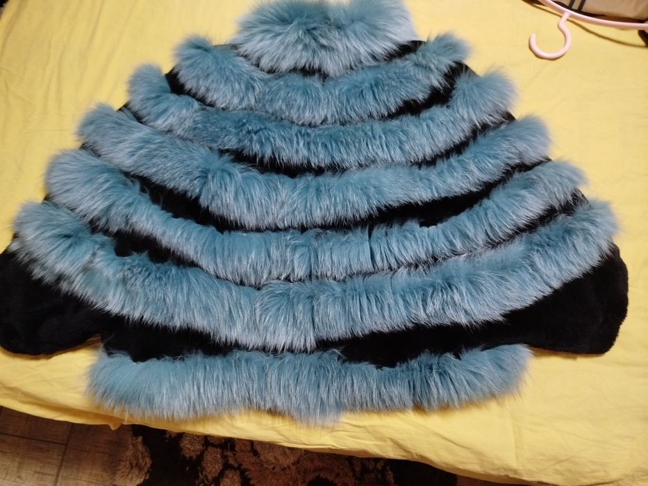 Poncho de blană naturală