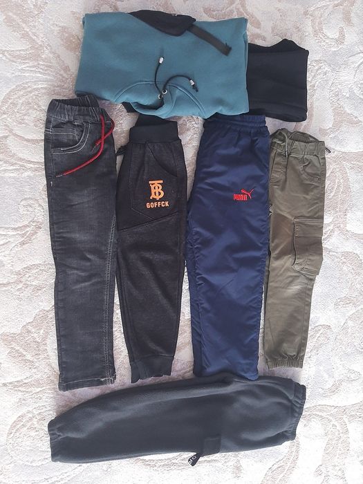 Продам детские вещи