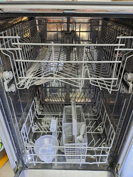 Съдомиялна за вграждане 45 см Беко-Beko Dis 5830.