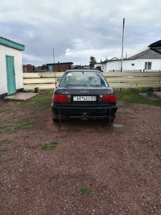 Продам Ауди 80 б4