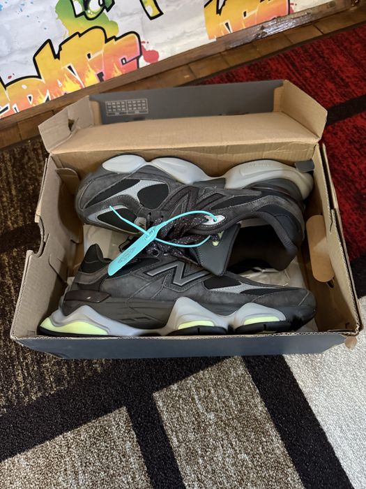 New Balance 9060 Cordura