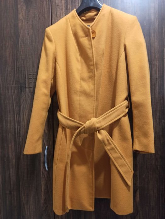 Елегантно палто 38 номер /бълг.номерация 46/