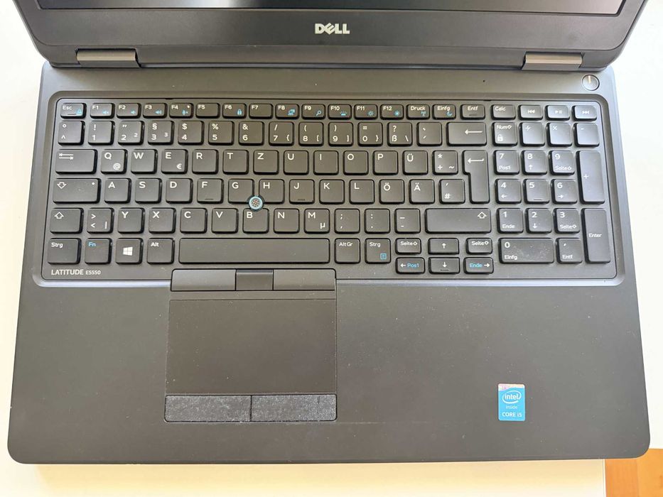 Dell Latitude E5550 — i5-5200U, 8GB RAM, SSD 256GB, Windows 10 Pro