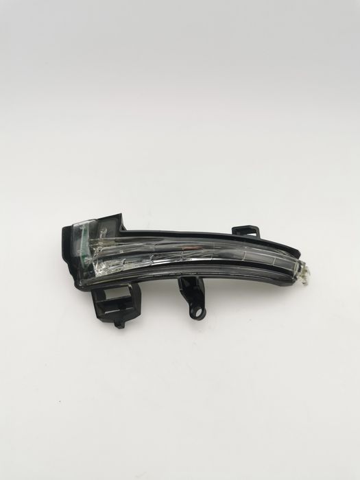 Lampa semnal oglinda stanga Volkswagen Superb Combi 2016 1.6 TDI CRL 3