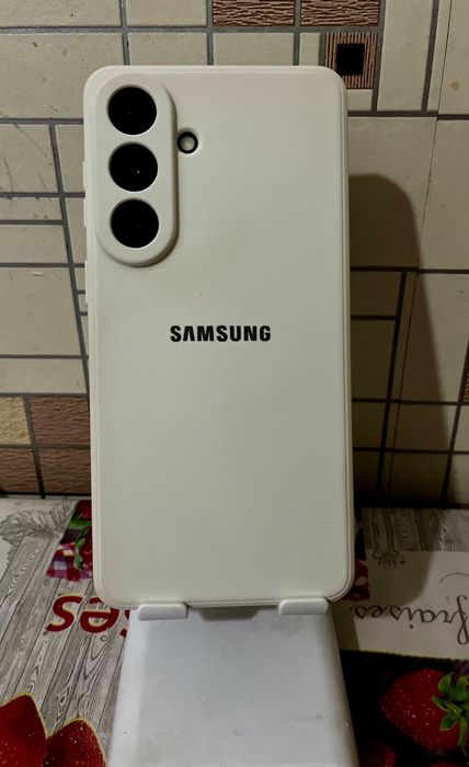 Samsung s26+ на 256гб