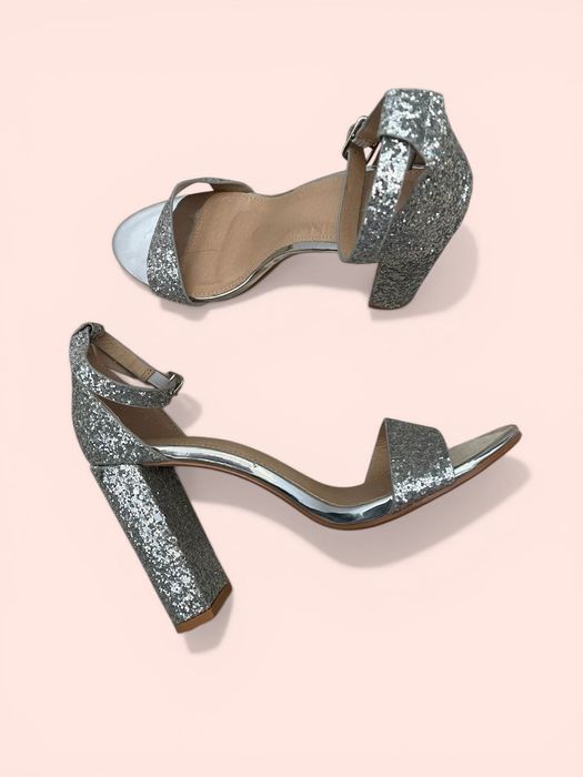 Брокатени дамски обувки на ток