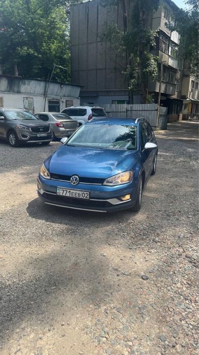 Продаю срочно голф vokswagen