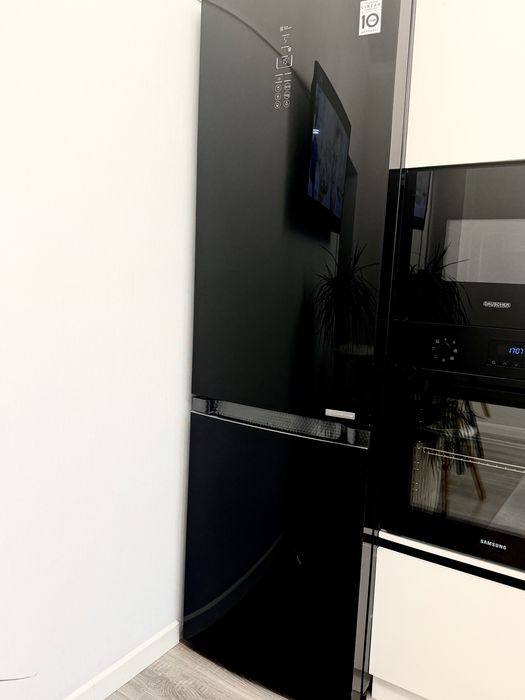 Продам холодильник LG , в отличном состоянии