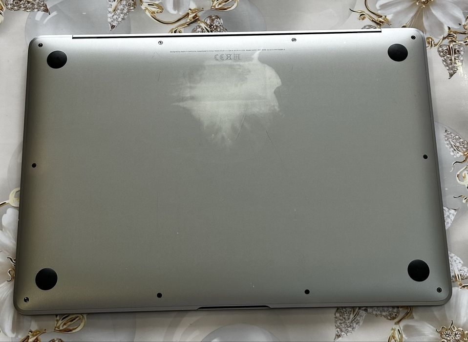 MacBook Air M1 13, 8/256 Gb