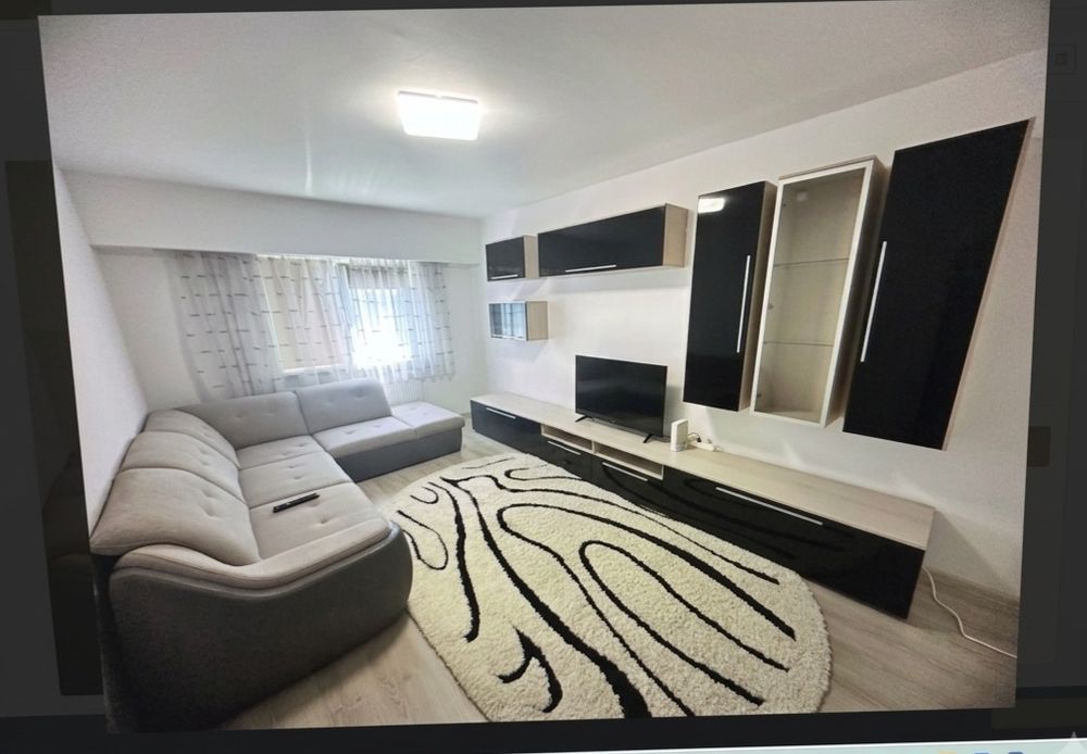 Închiriez apartament cu 3 camere