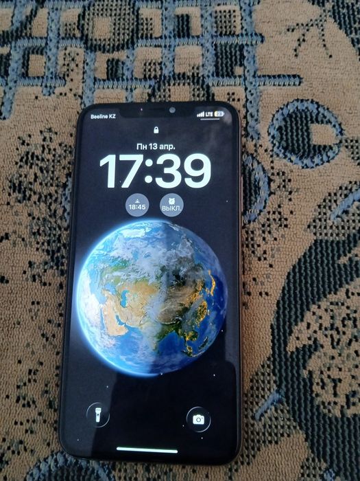 Продам айфон 11 про макс