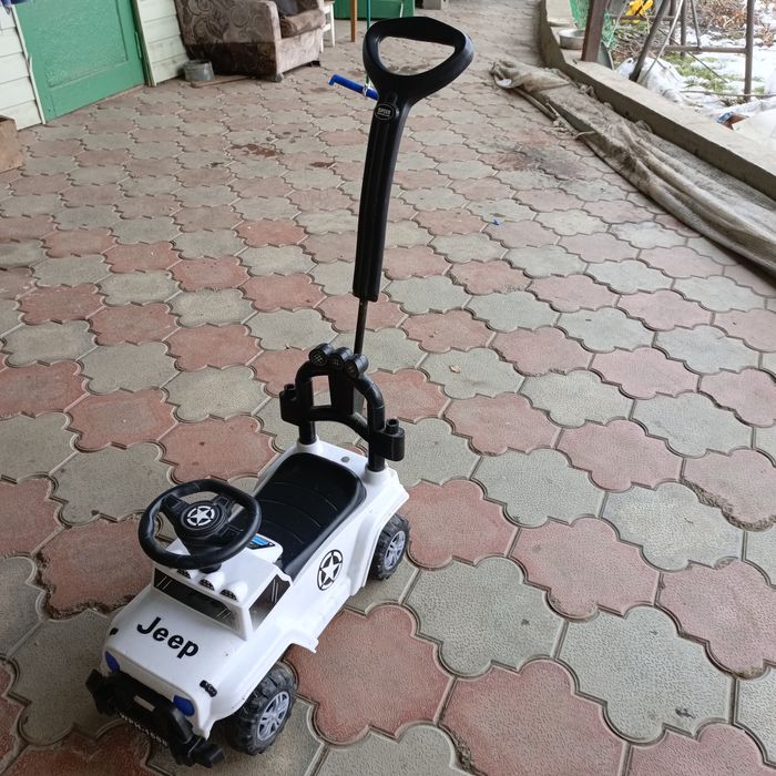 Машинка для ребёнка