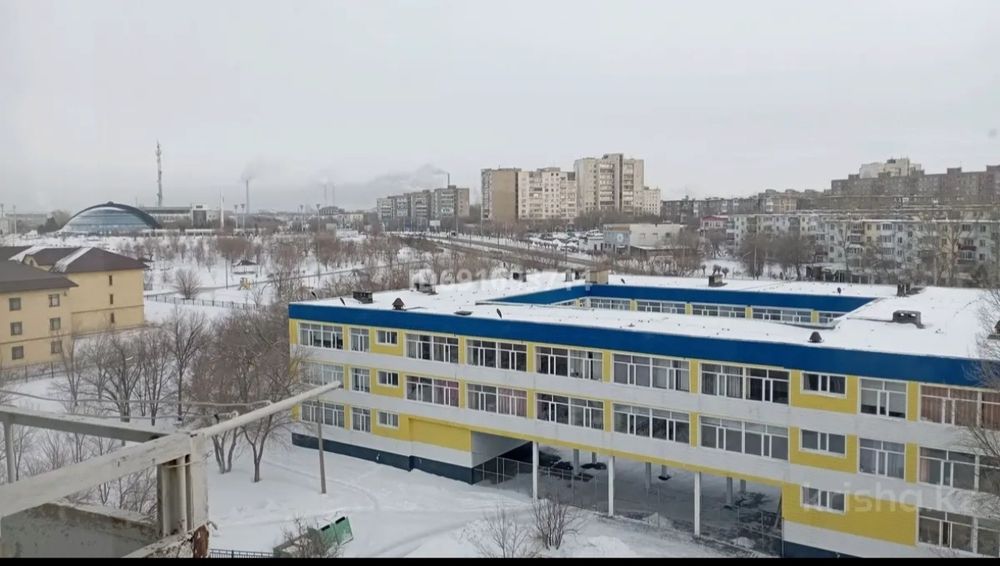 Обменяем 2 квартиры на частный дом!