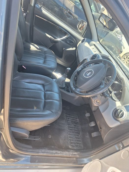 Dezmembram Dacia Duster 1.5 dci euro 5 4x4 4x2 manuala 6+1 trepte