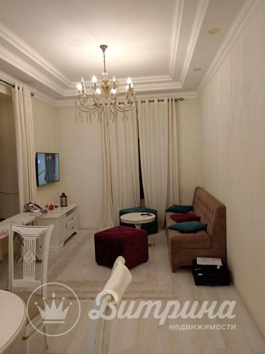 Продаётся 2/4/4 на Ойбеке, госпитальном