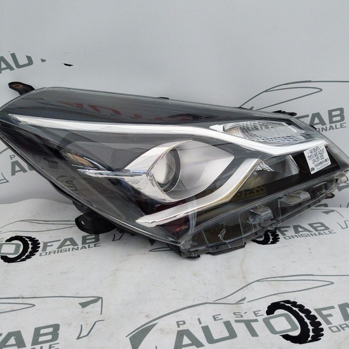 Far dreapta Toyota Yaris facelift lupa an 2017-2018-2019-2020