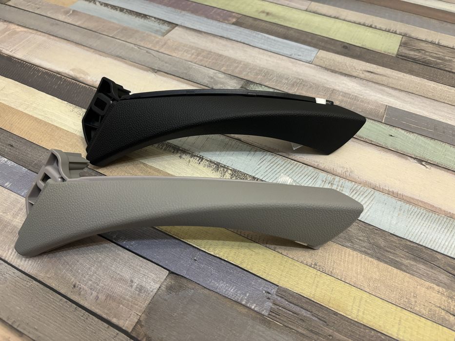 Дръжка за вътрешна КОМПЛЕКТ  БМВ Е90 91 92 BMW E90 E91  E92 НОВИ