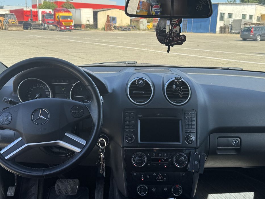 Mercedes Benz  Ml 320