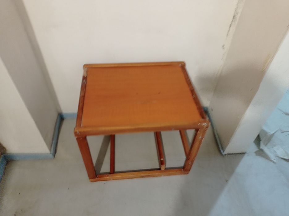 Продам детский стол