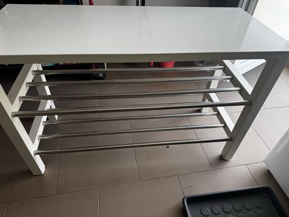 Banca hol alba, Ikea