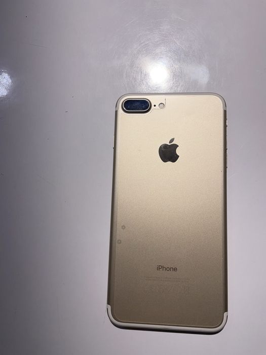 Iphone 7plus в отличном состоянии