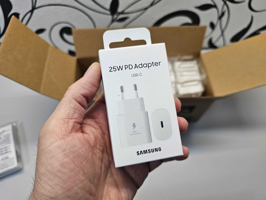 ПРОДАМ Samsung EP-TA800 (25W) оригинал Адаптер / Зарядное устройство.