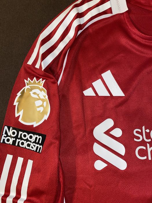 Домакински екипи на Ливърпул - сезон 2025/26