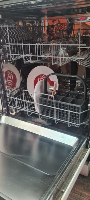 Съдомиялна машина AEG 60cm