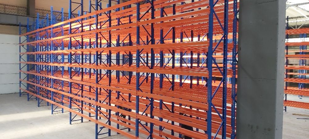 Rafturi metalice industriale pentru depozitarea de europaleti
