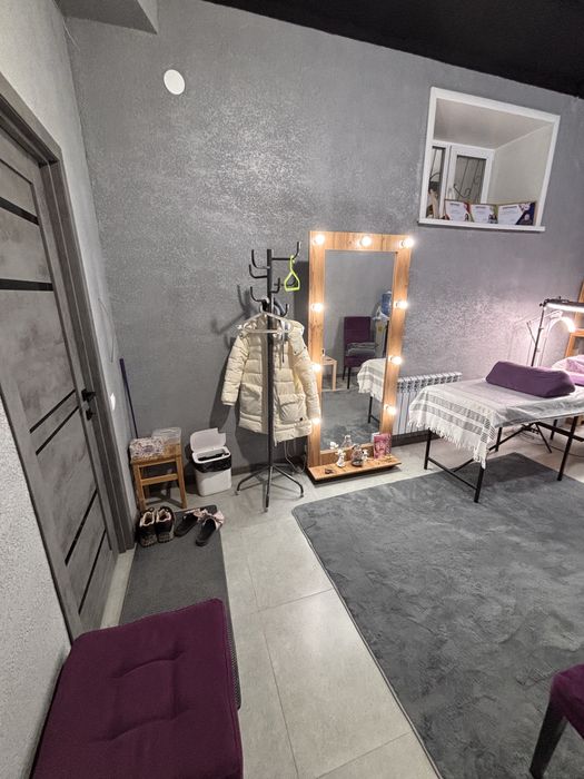 Сдам место в кабинете