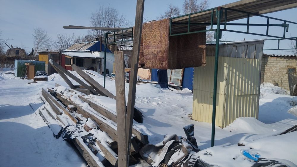 Продам дачу зимний вариант и машину