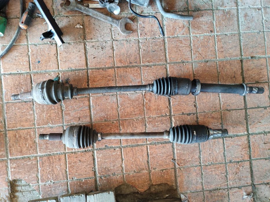 Cutie viteze Renault Clio 3 benzina .