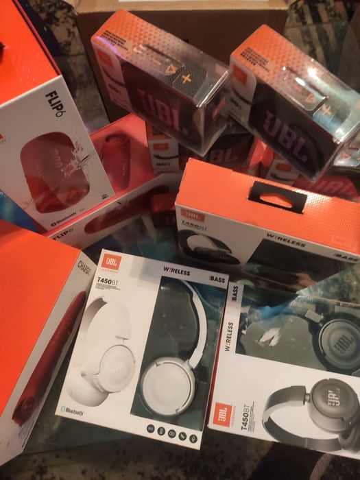 Лот колонки JBL ,Чисто нови.Оригинални