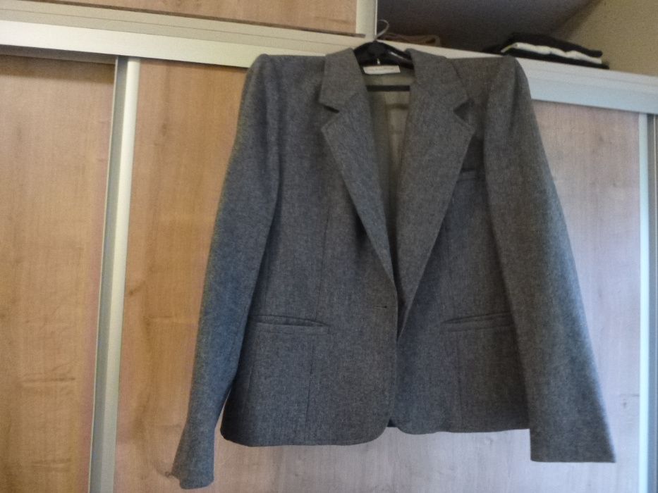 Sacouri dama diverse modele marimea 38