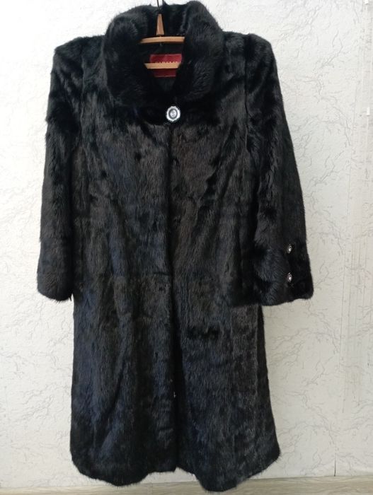 Продам шубу норковую