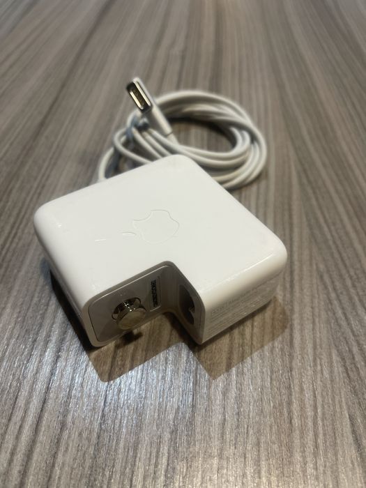 MacBook Air — Окончательно идеальное состояние выгодно