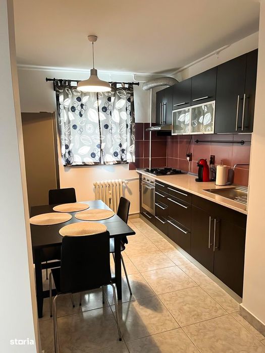 Apartament 3 camere Teiul Doamnei | 2 băi | Renovat | Mobilat | Boiler