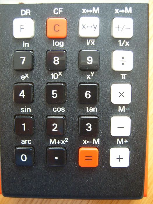 ELKA 135M електротен калкулатор от 70-те