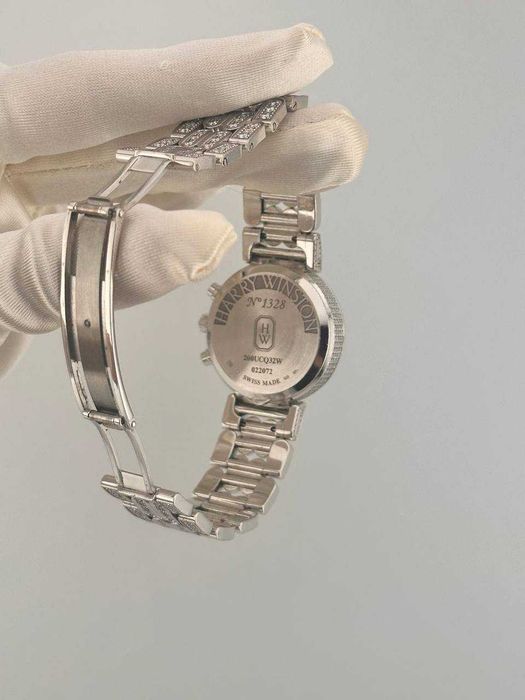 Часы Harry Winston