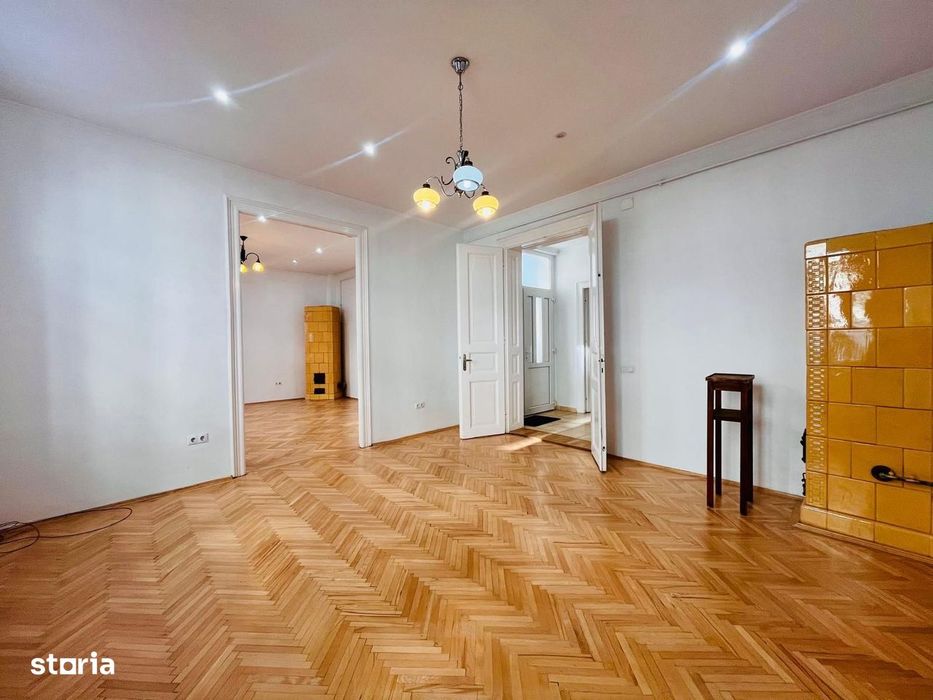 Apartament central renovat | 74 mp | pregătit pentru mutare