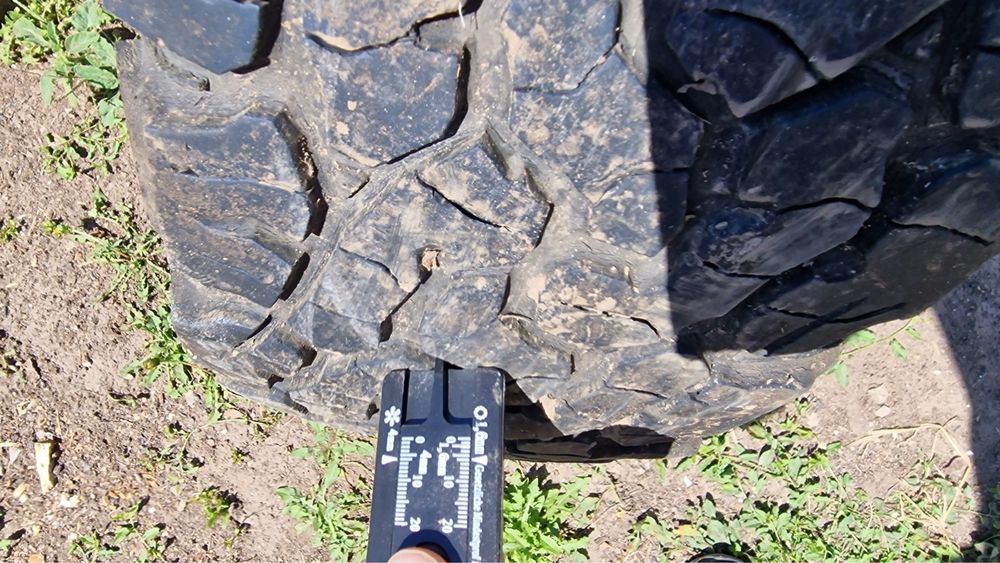 Jante SuzukI Jimny Anvelope BFGoodrich AT KO2 215/75/R15 - 5 Bucati