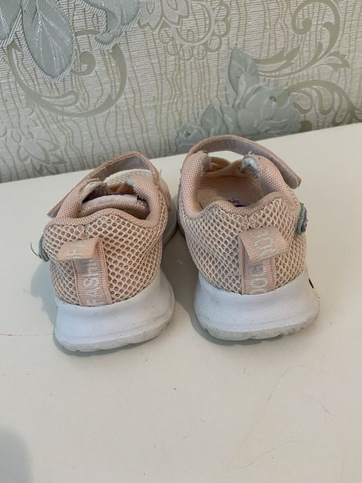 Кросовки на девочку 22 размера розовые