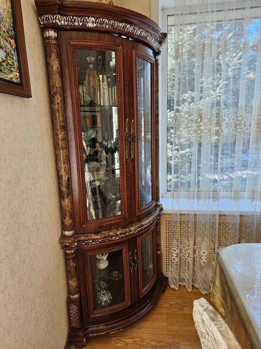 Гарнитур в столовой из МДФ