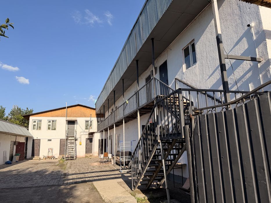 Комната в общежитии с отдельным входом