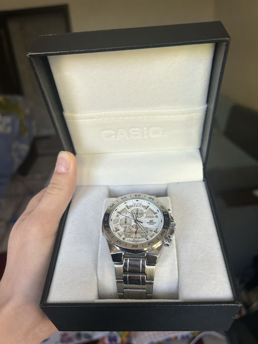 Продаю часы Casio