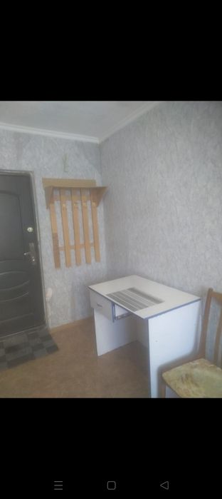 Продам комнату на 8мкр, Гришина 72. Рядом Батыс2, Ун.Байшева, Хбк