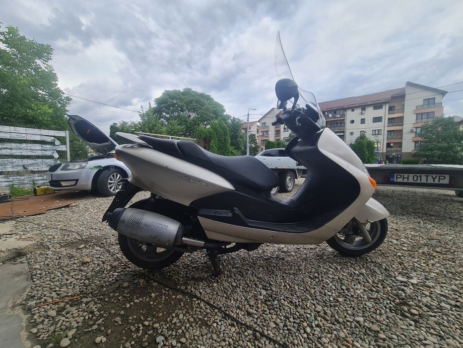 Vind scuter Yamaha 124 cmc