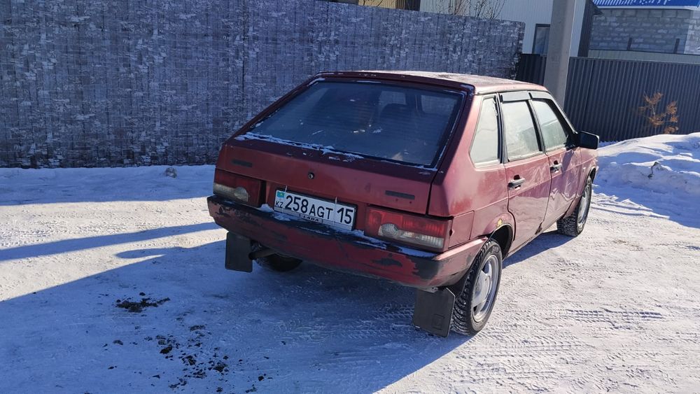 Продам ваз 2109 ,на полном ходу