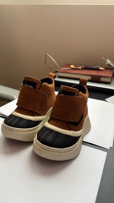 Зимни непромокаеми боти(25размер) Sorel