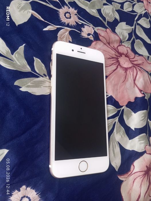 Продам iPhone 6S